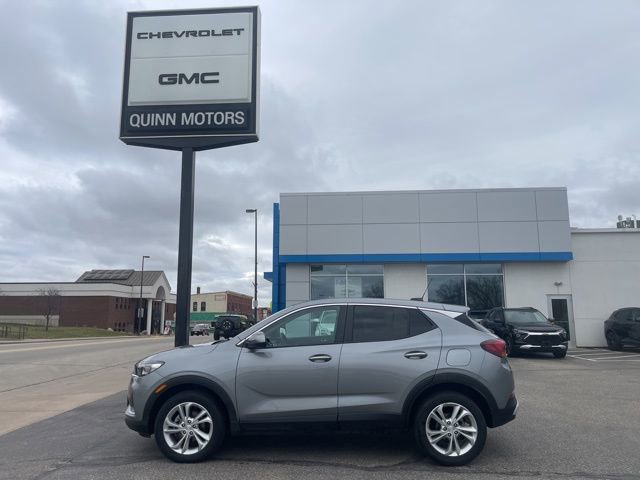 Used 2023 Buick Encore GX Preferred w/ Cold Weather Comfort Package image 2