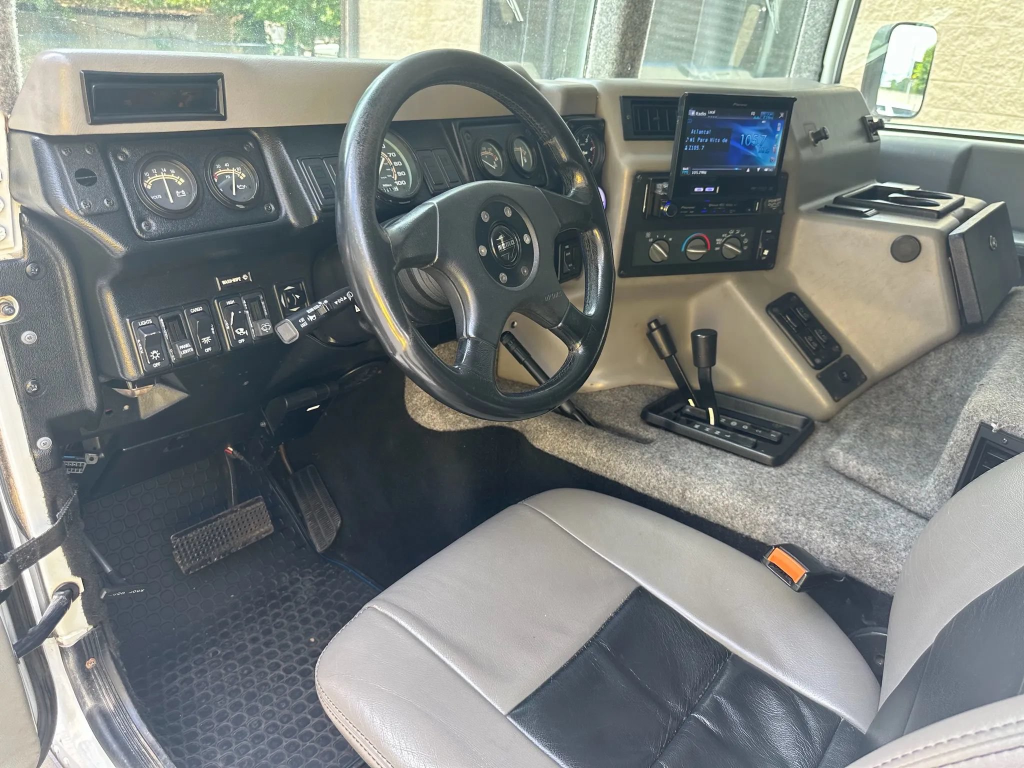Used 1996 HUMMER H1 4-Door Wagon AWD/4WD image 20