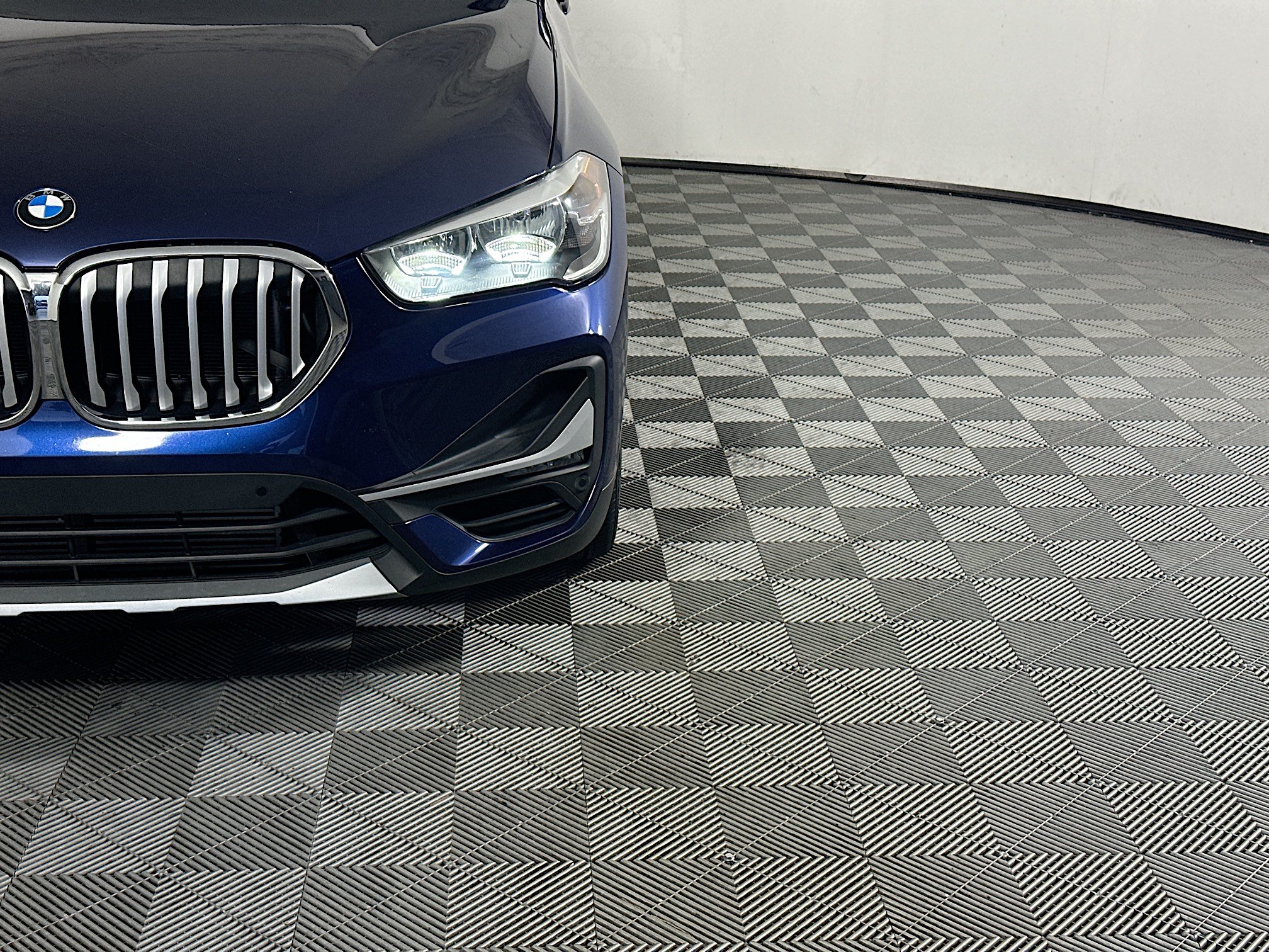 Used 2020 BMW X1 sDrive28i w/ Convenience Package FWD image 9