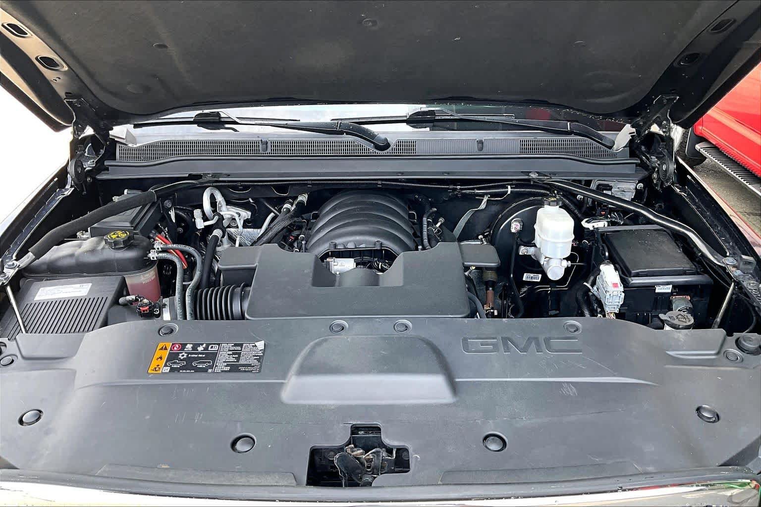 Used 2019 GMC Yukon Denali AWD/4WD image 30