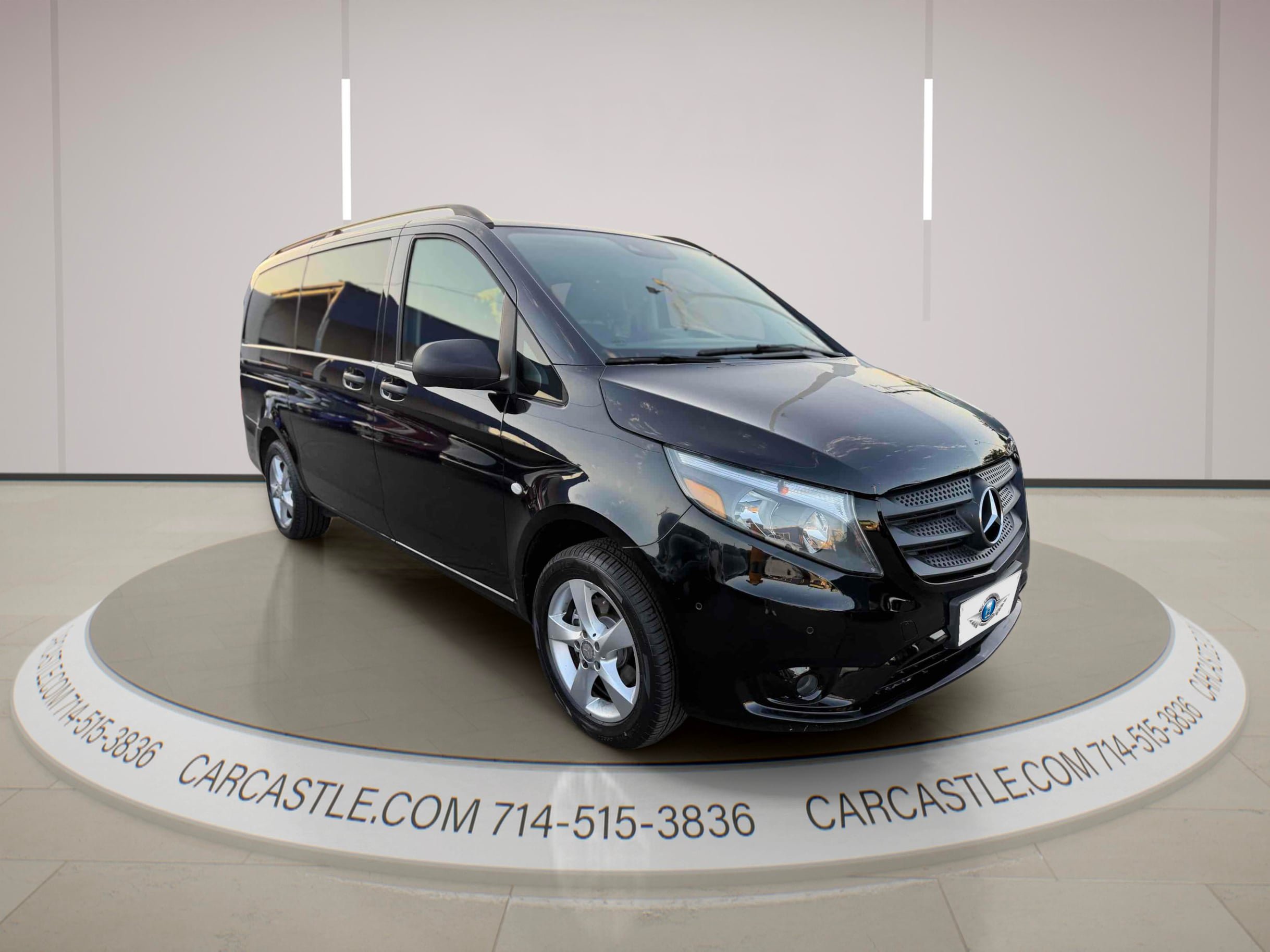 Used 2016 Mercedes-Benz Metris Passenger image 7