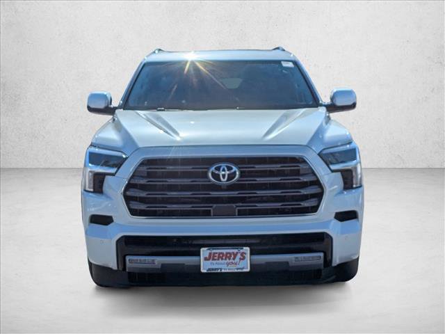 Used 2023 Toyota Sequoia Limited image 3