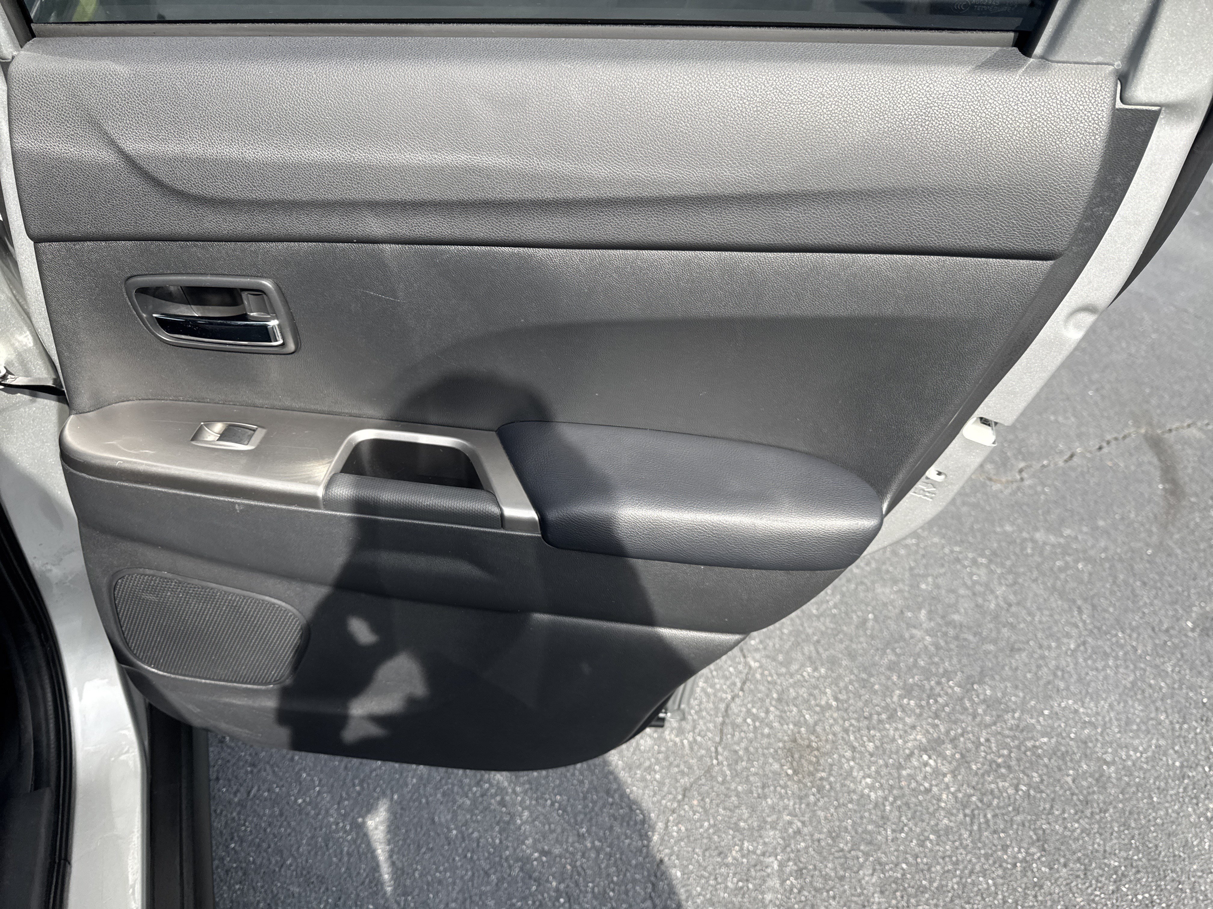 Used 2025 Mitsubishi Outlander Sport ES AWD/4WD image 31