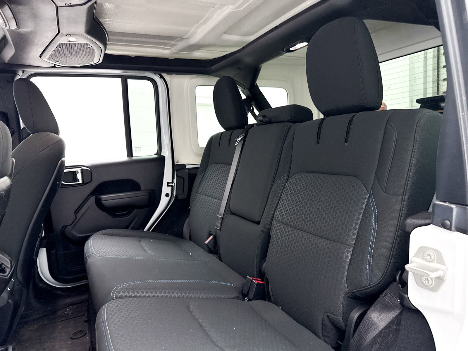 Used 2024 Jeep Wrangler Unlimited Rubicon 4xe w/ Capability Package image 26