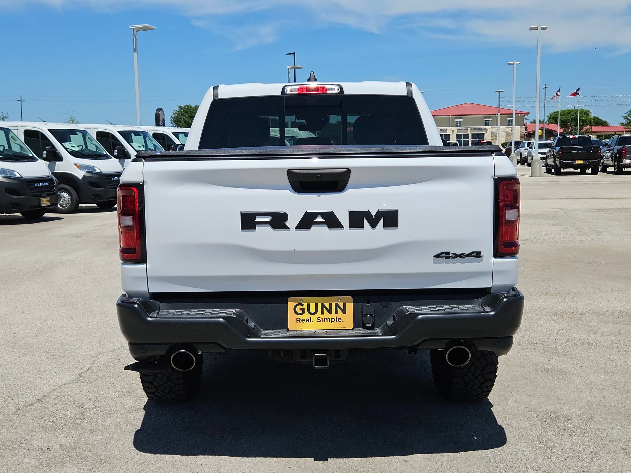 Used 2025 RAM 1500 Warlock AWD/4WD image 4