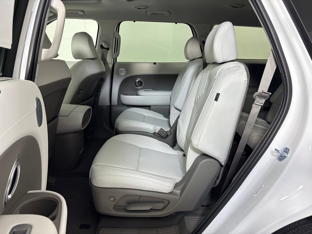 New 2027 Hyundai Palisade SEL Premium FWD image 18