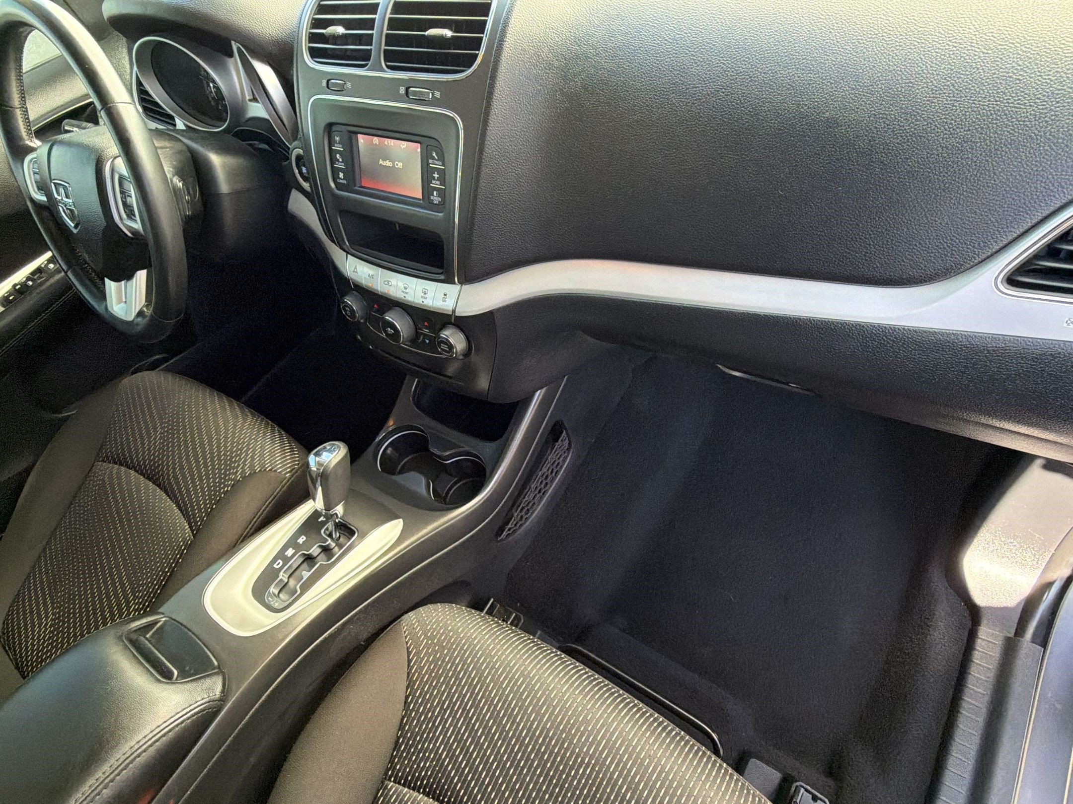 Used 2020 Dodge Journey SE w/ SE Popular Equipment Group FWD image 30