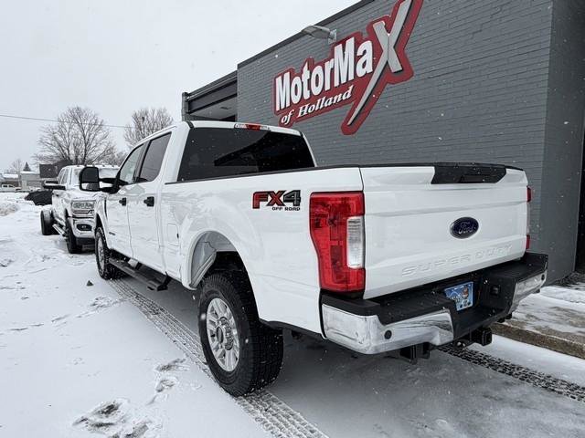 Used 2019 Ford F250 XLT w/ XLT Value Package image 13