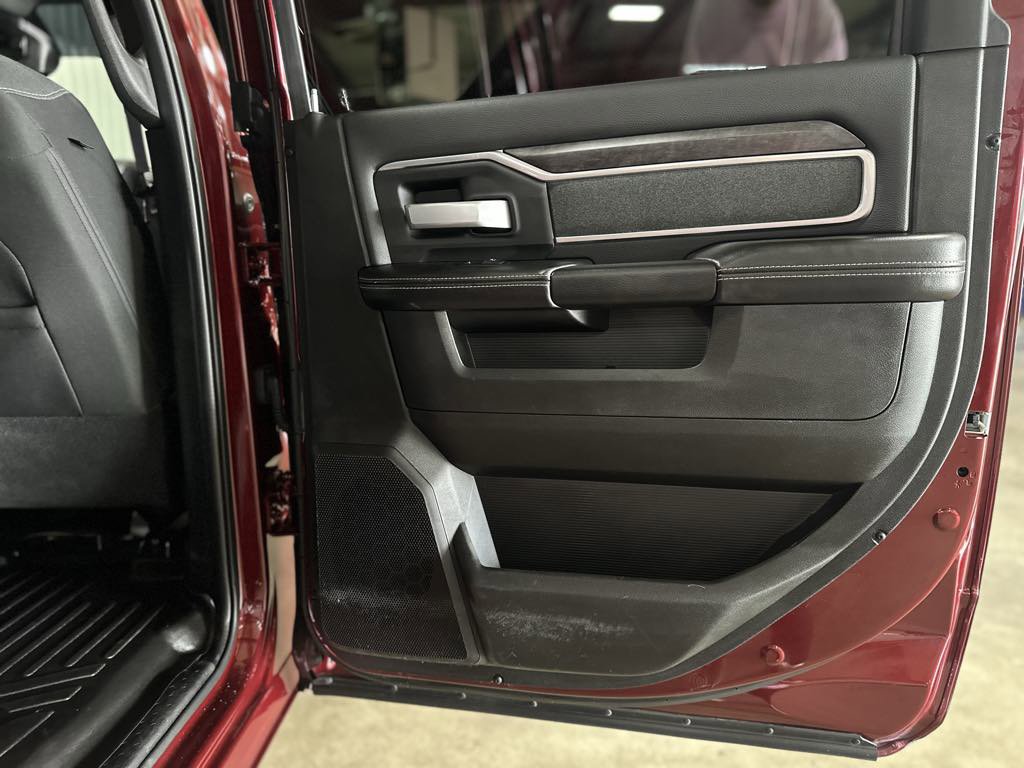 Used 2022 RAM 2500 Big Horn w/ Level C Equiment Group image 15