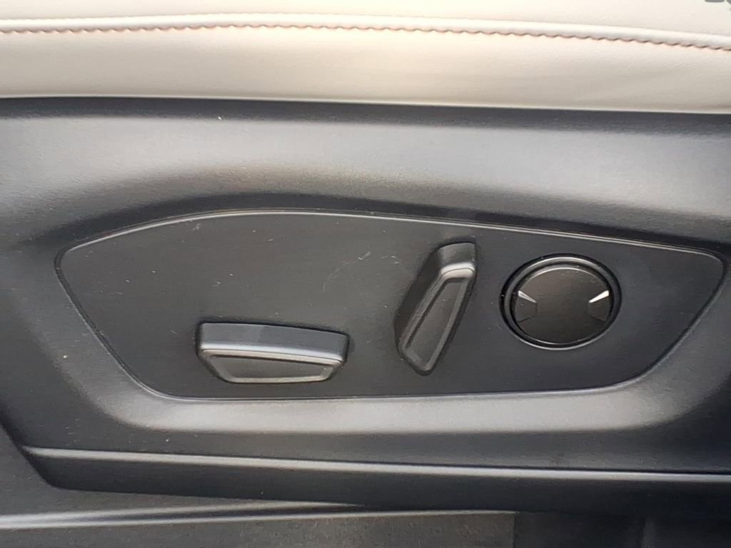 New 2026 Ford Explorer Active image 17