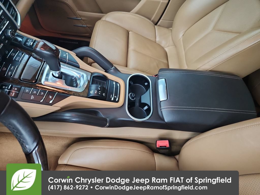 Used 2014 Porsche Cayenne Diesel AWD/4WD image 30