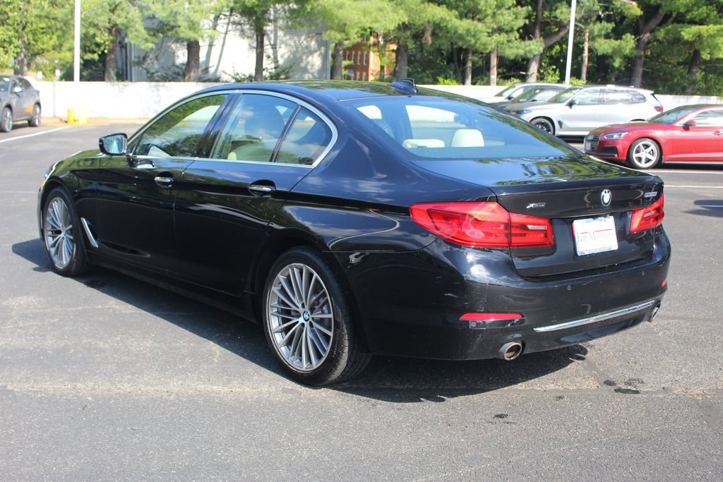 Used 2018 BMW 530i xDrive w/ Premium Package AWD/4WD image 5