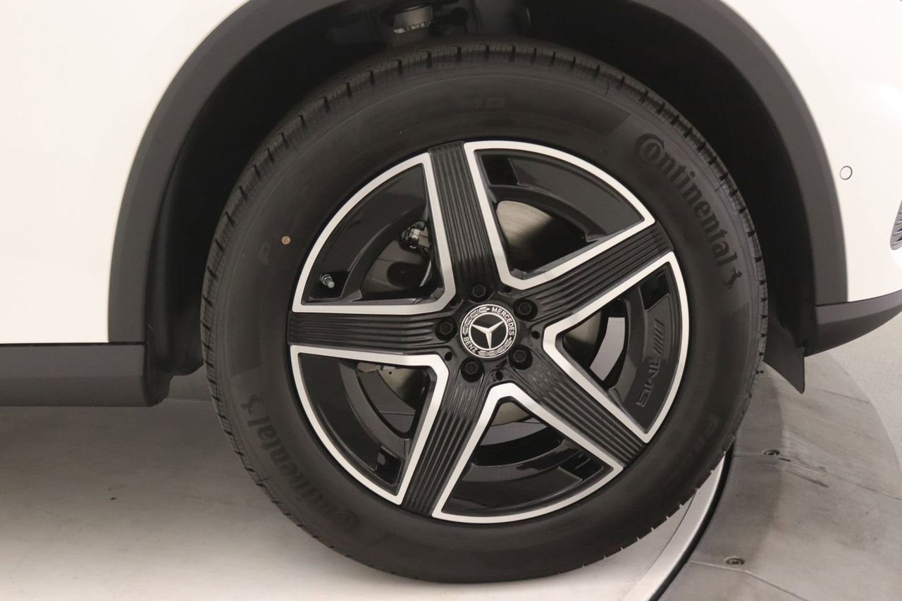 New 2026 Mercedes-Benz GLC 300 image 13