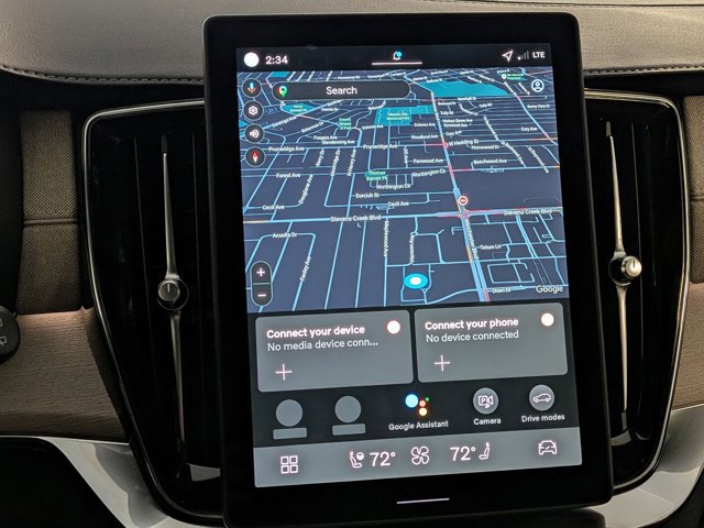 New 2026 Volvo XC90 B6 Ultra w/ Protection Package image 13