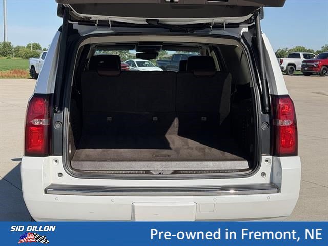 Used 2017 Chevrolet Suburban Premier AWD/4WD image 5