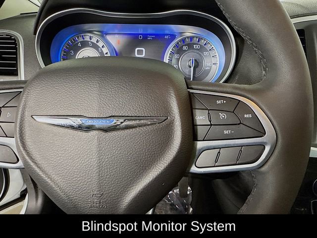 Used 2023 Chrysler 300 Touring L w/ Popular Equipment Group image 10