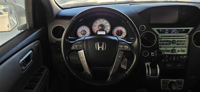 Used 2010 Honda Pilot Touring image 12