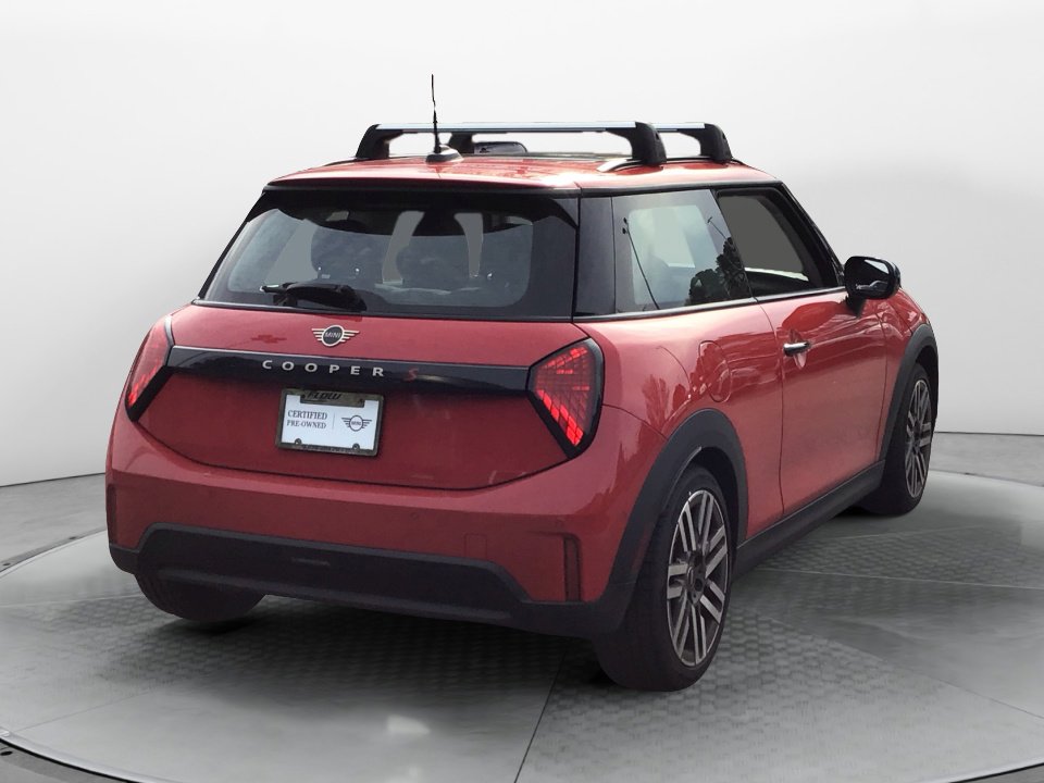 Certified 2025 MINI Cooper S image 7