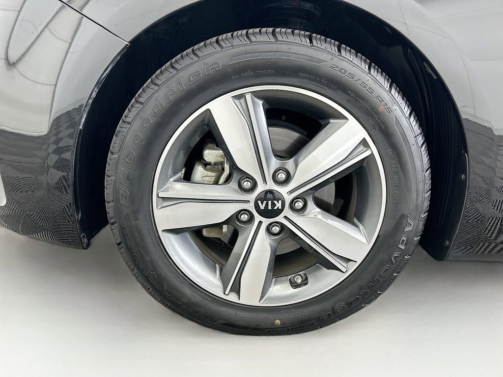 Used 2018 Kia Forte S w/ S Technology Plus Package image 28