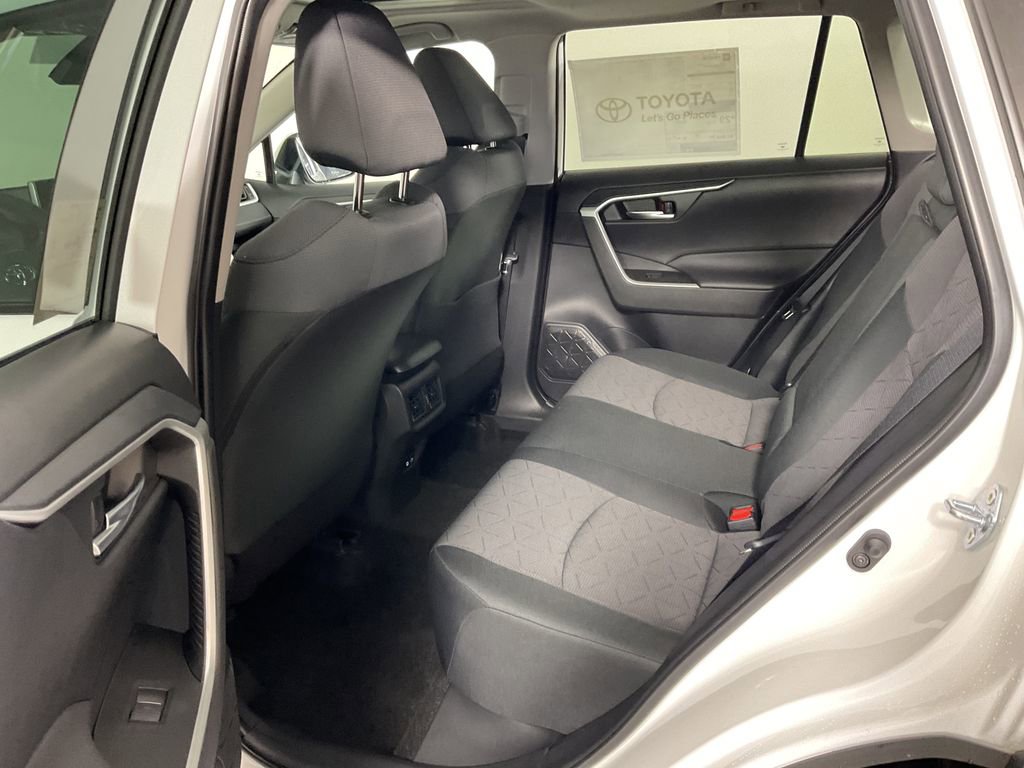 New 2025 Toyota RAV4 XLE image 18