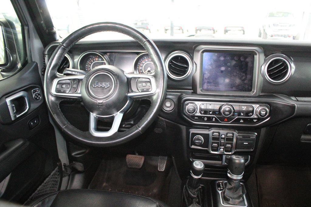 Used 2022 Jeep Wrangler Unlimited Sahara AWD/4WD video 2