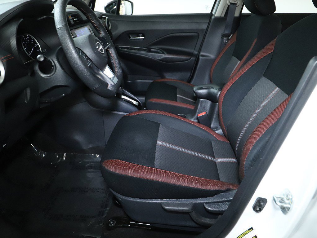 Used 2025 Nissan Versa SR w/ Trunk Package FWD image 18