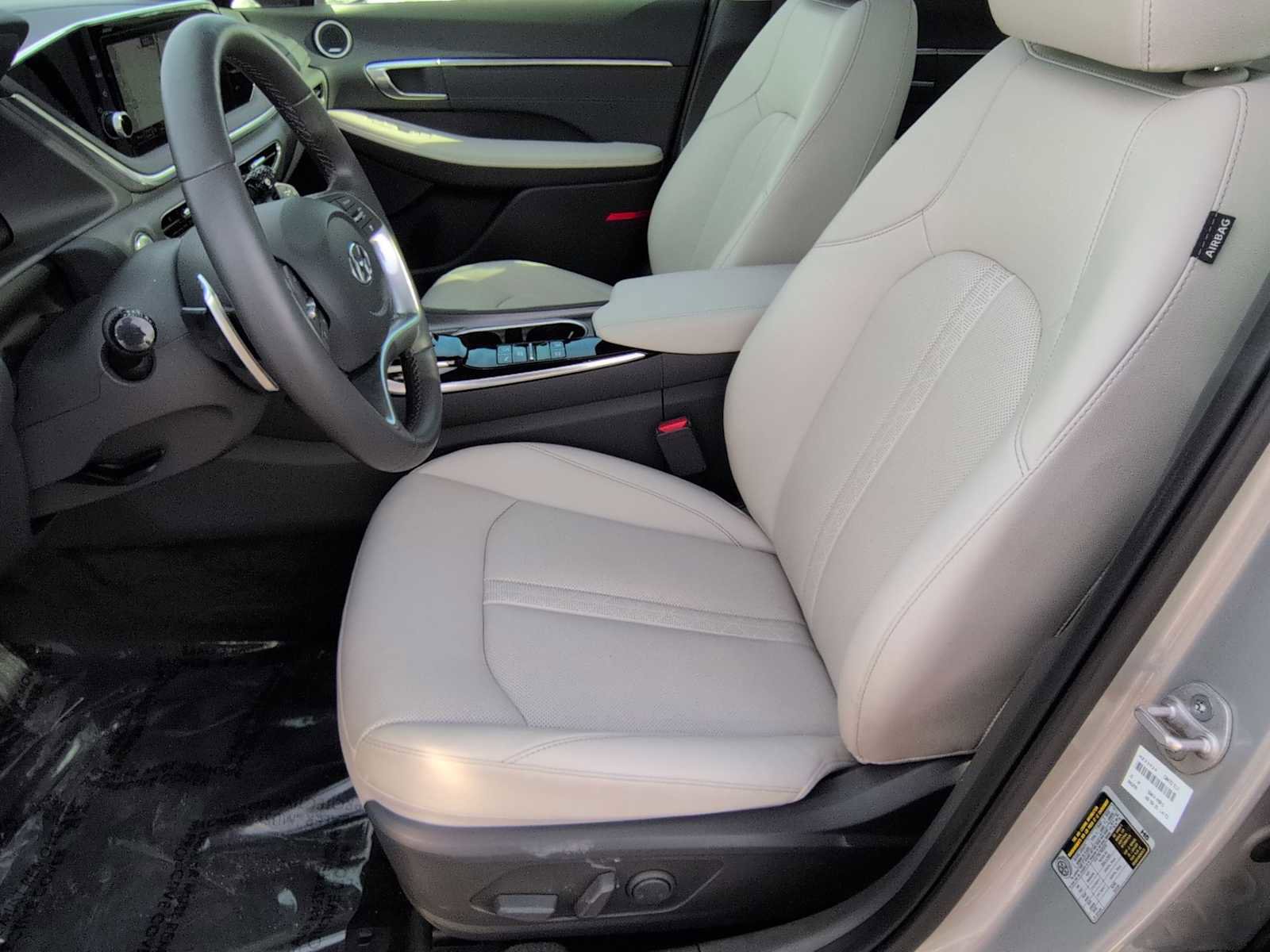 Used 2023 Hyundai Sonata Limited image 17