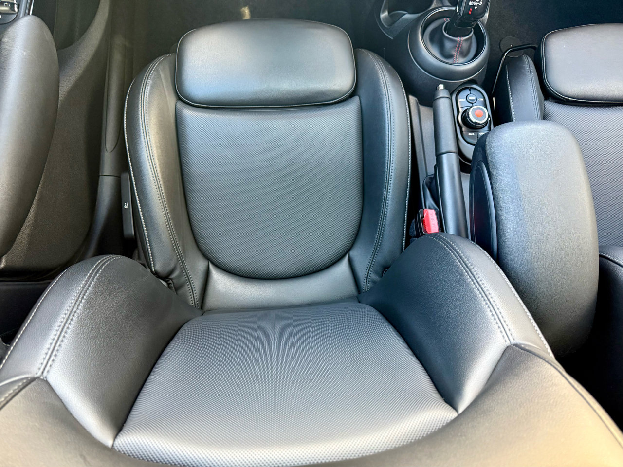 Used 2020 MINI Cooper S w/ Storage Package image 29