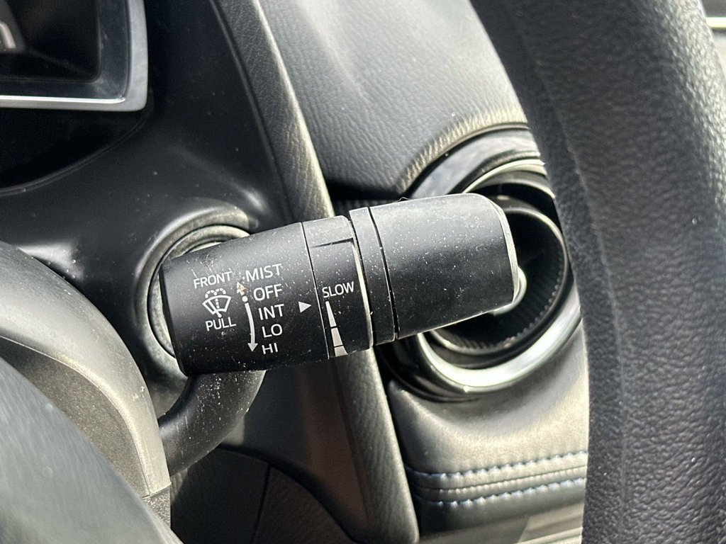 Used 2018 Toyota Yaris iA FWD image 31