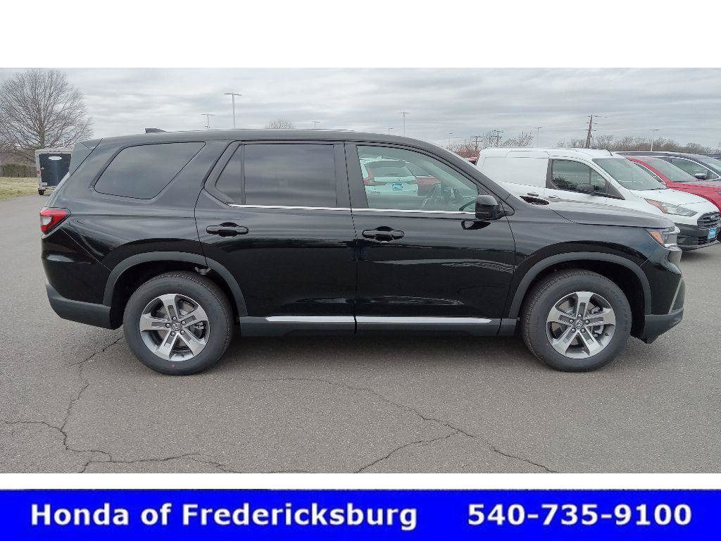 Certified 2025 Honda Pilot EX-L image 4