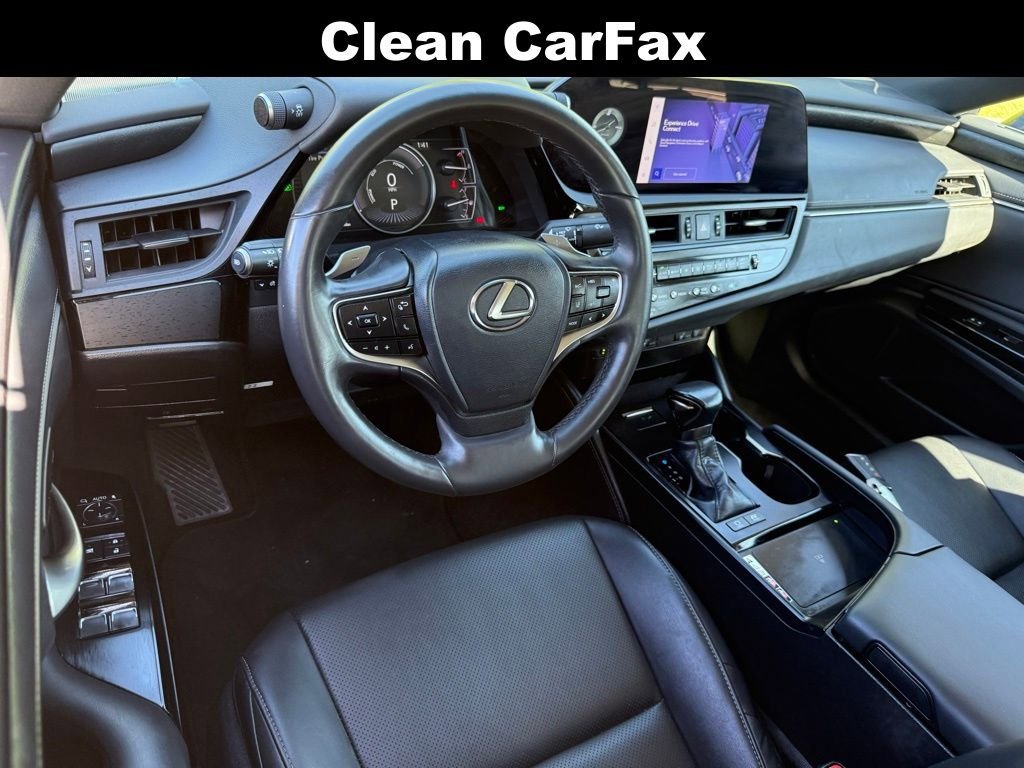 Certified 2023 Lexus ES 300h w/ Premium Package FWD image 3