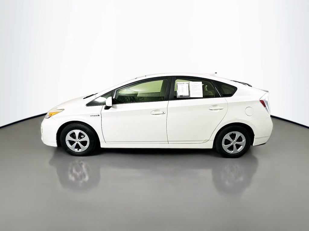 Used 2013 Toyota Prius Four w/ Deluxe Solar Roof Pkg image 4