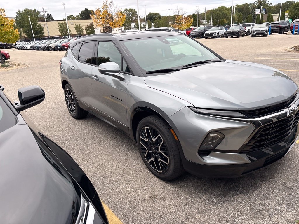 Used 2023 Chevrolet Blazer RS w/ Driver Confidence II Package AWD/4WD image 6