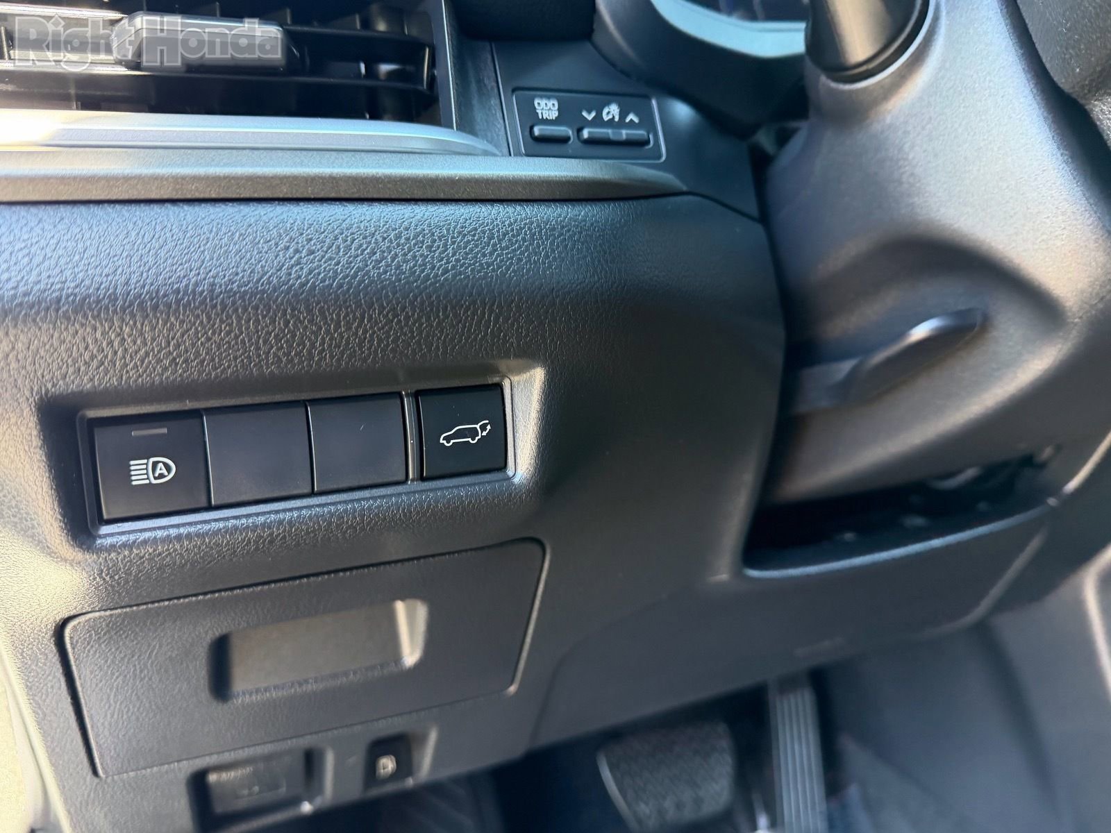 Used 2025 Toyota Grand Highlander AWD image 25