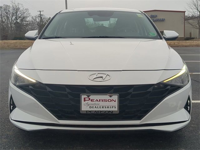 Used 2022 Hyundai Elantra Blue image 8