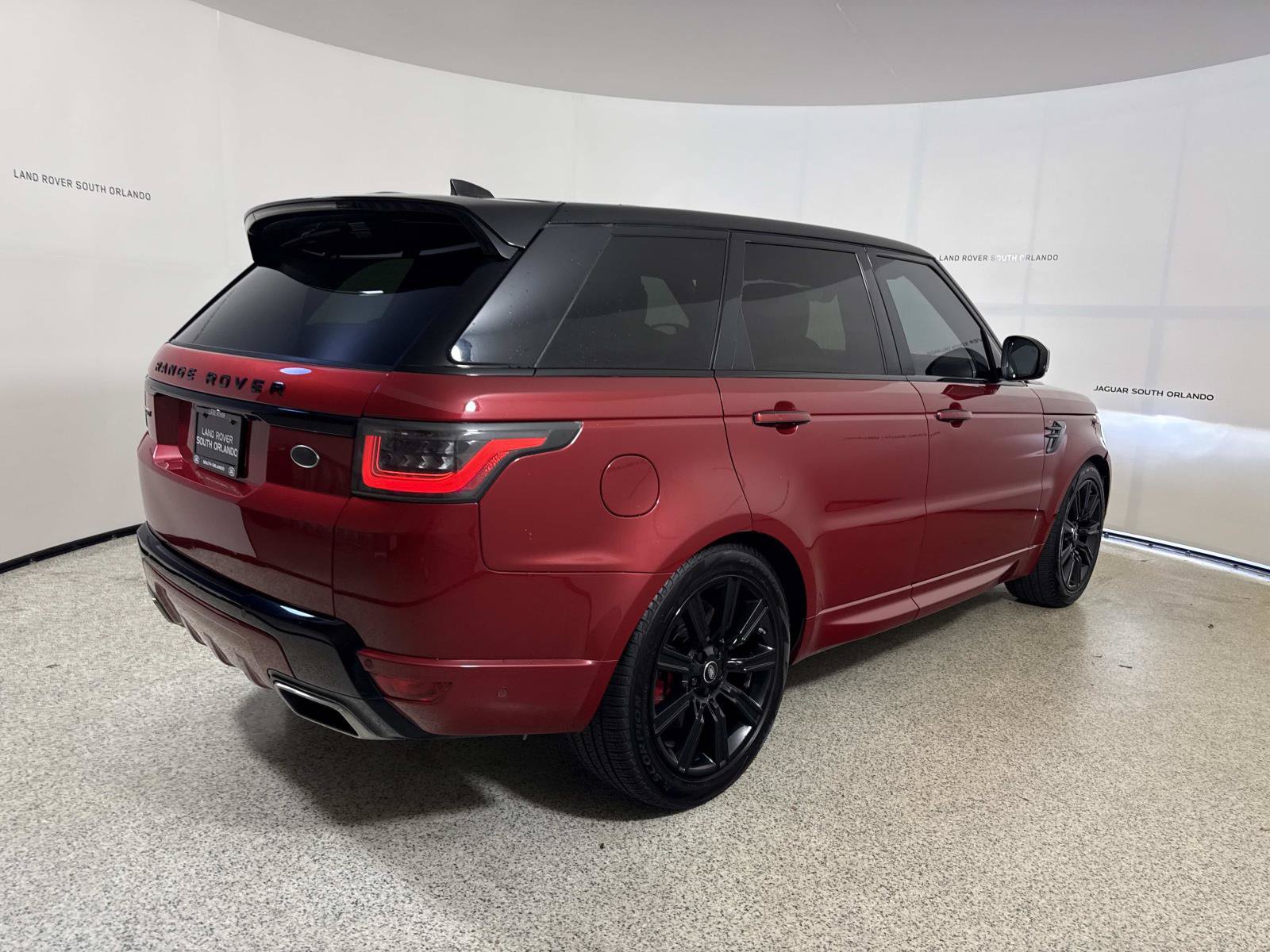 Used 2018 Land Rover Range Rover Sport HSE Dynamic AWD/4WD image 5
