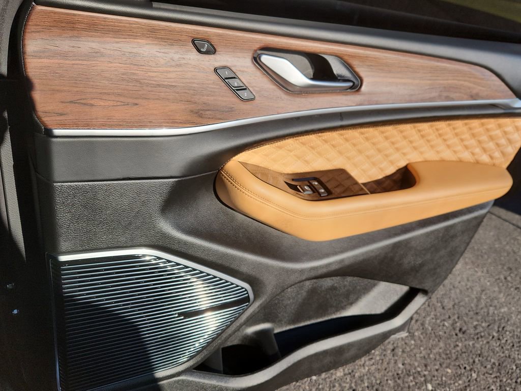 Used 2022 Jeep Grand Cherokee Summit w/ Advanced Protech Group IV image 15