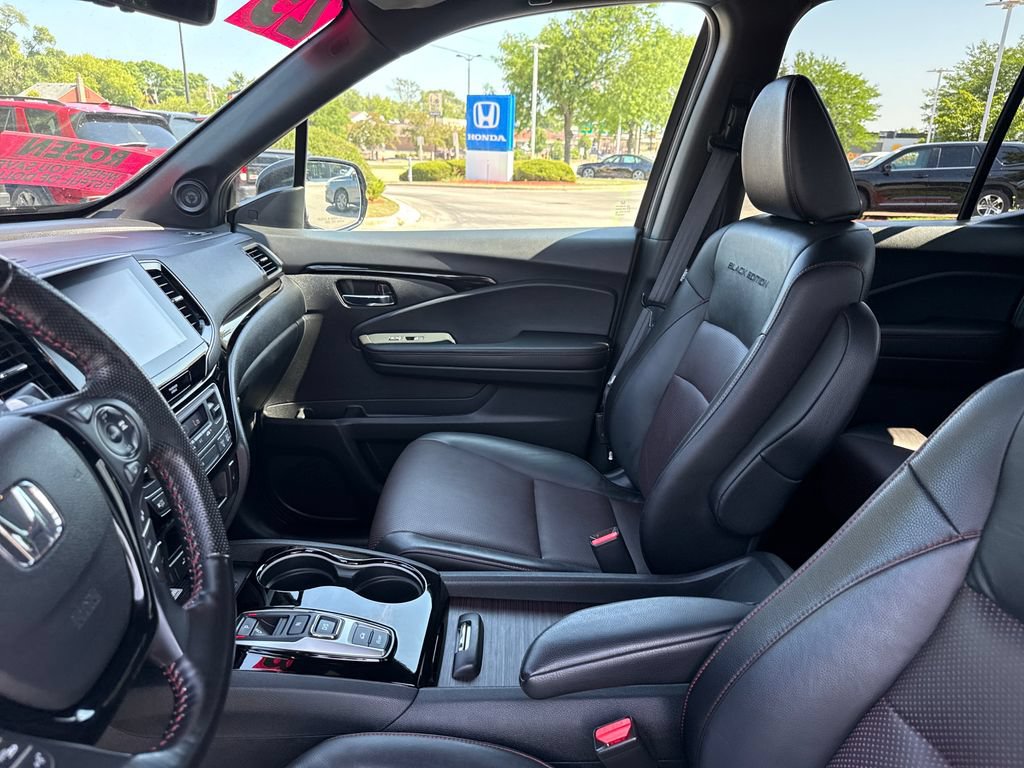 Certified 2023 Honda Ridgeline Black Edition image 14