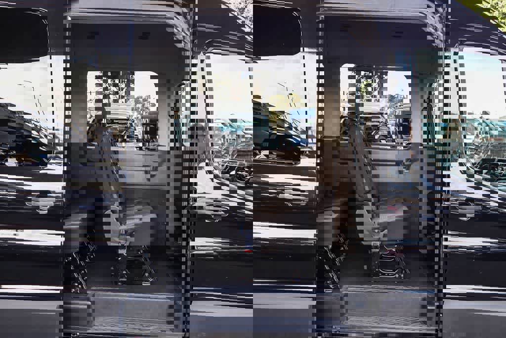 Used 2024 Ford Transit 350 XLT image 16