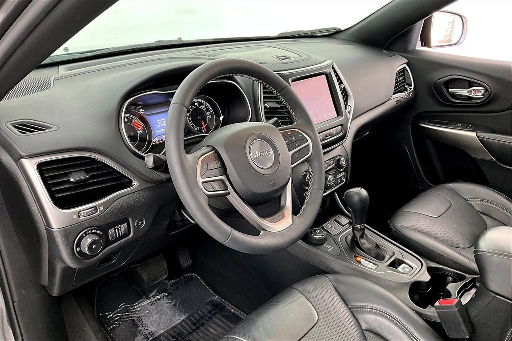 Used 2021 Jeep Cherokee Latitude Lux 80th Anniv w/ Quick Order Package 26U 80TH AWD/4WD image 16