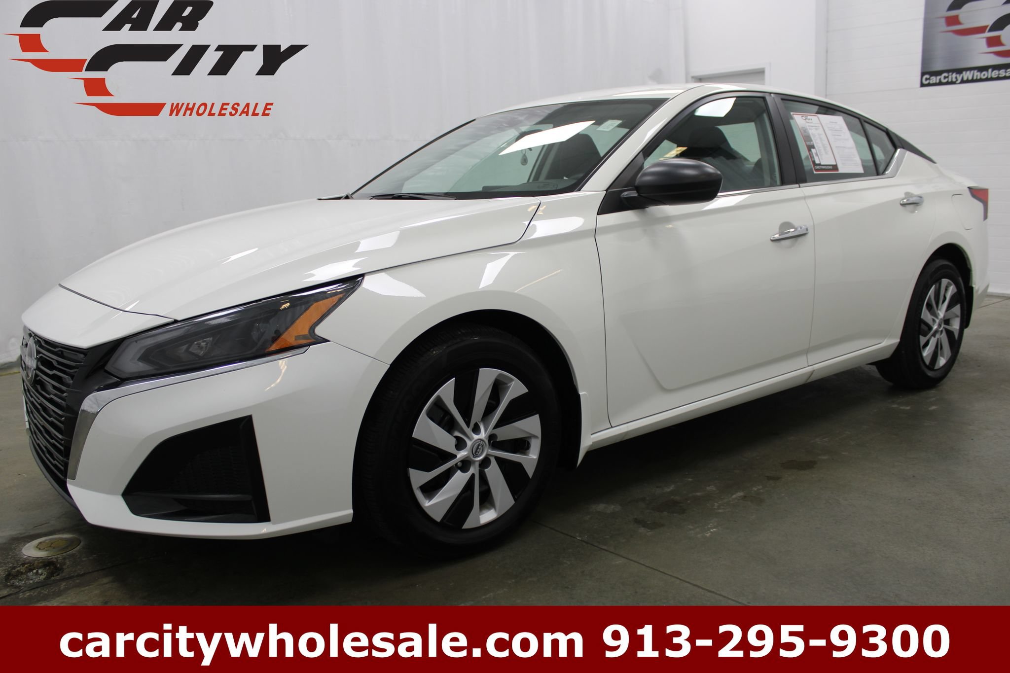 Used 2025 Nissan Altima 2.5 S FWD image 1