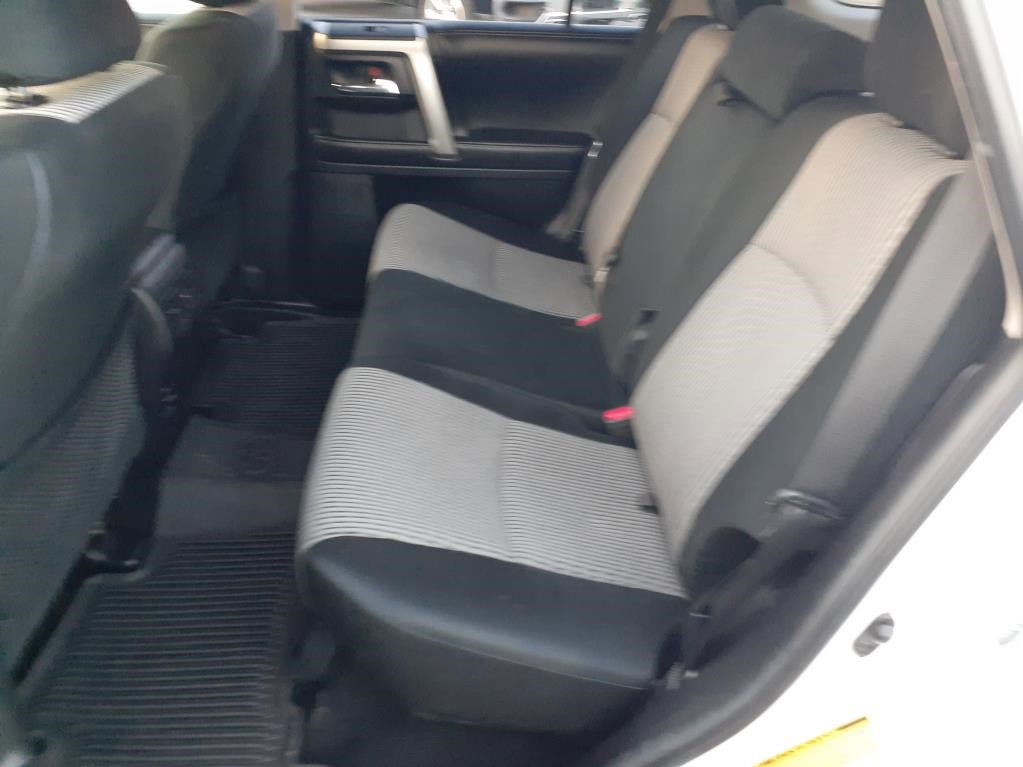 Used 2016 Toyota 4Runner SR5 image 16