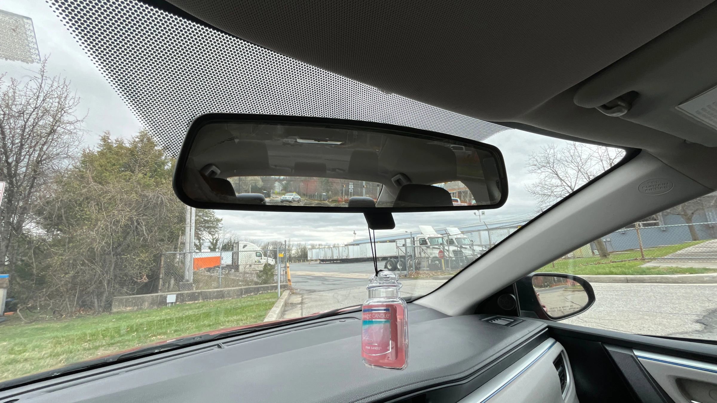 Used 2014 Toyota Corolla LE image 16