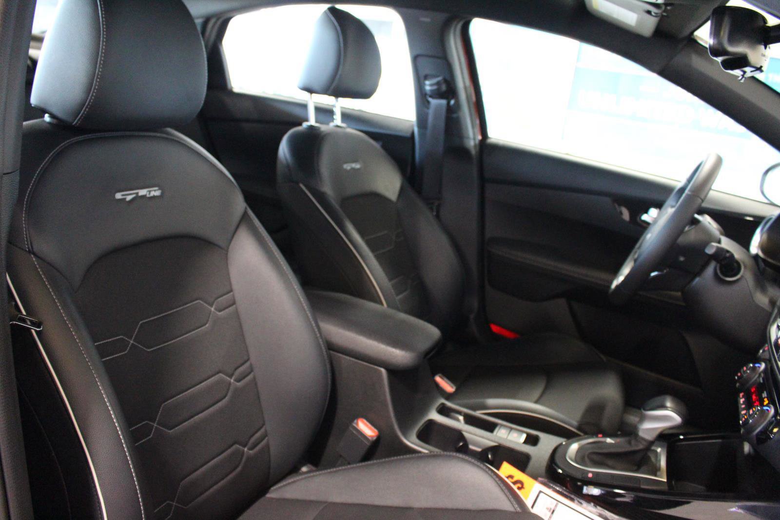 Certified 2023 Kia Forte GT-Line w/ GT-Line Technology Package image 16