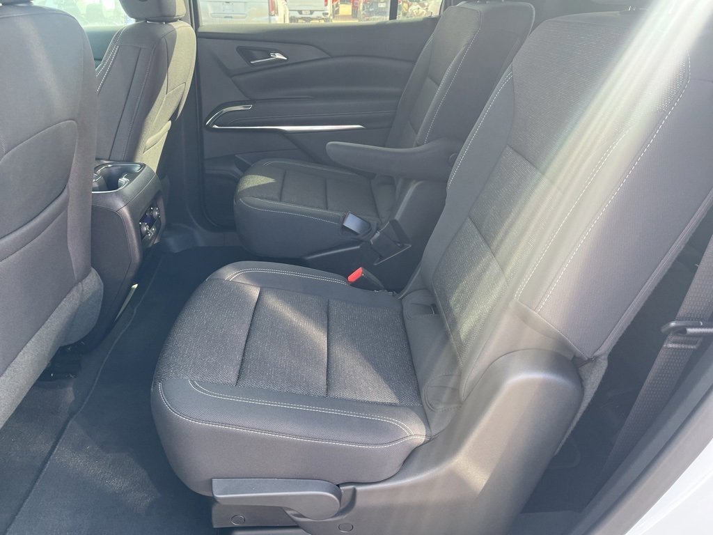 New 2025 Chevrolet Traverse LT w/ Midnight/Sport Edition image 13