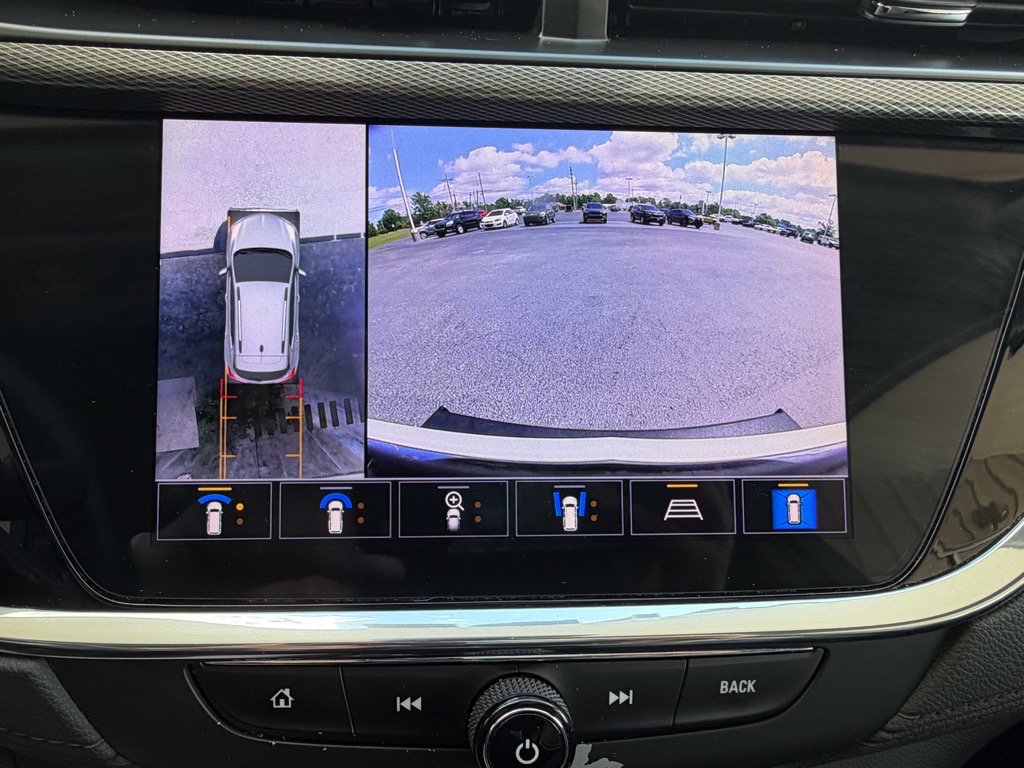 Used 2023 Buick Encore GX Essence w/ Advanced Technology Package AWD/4WD image 40