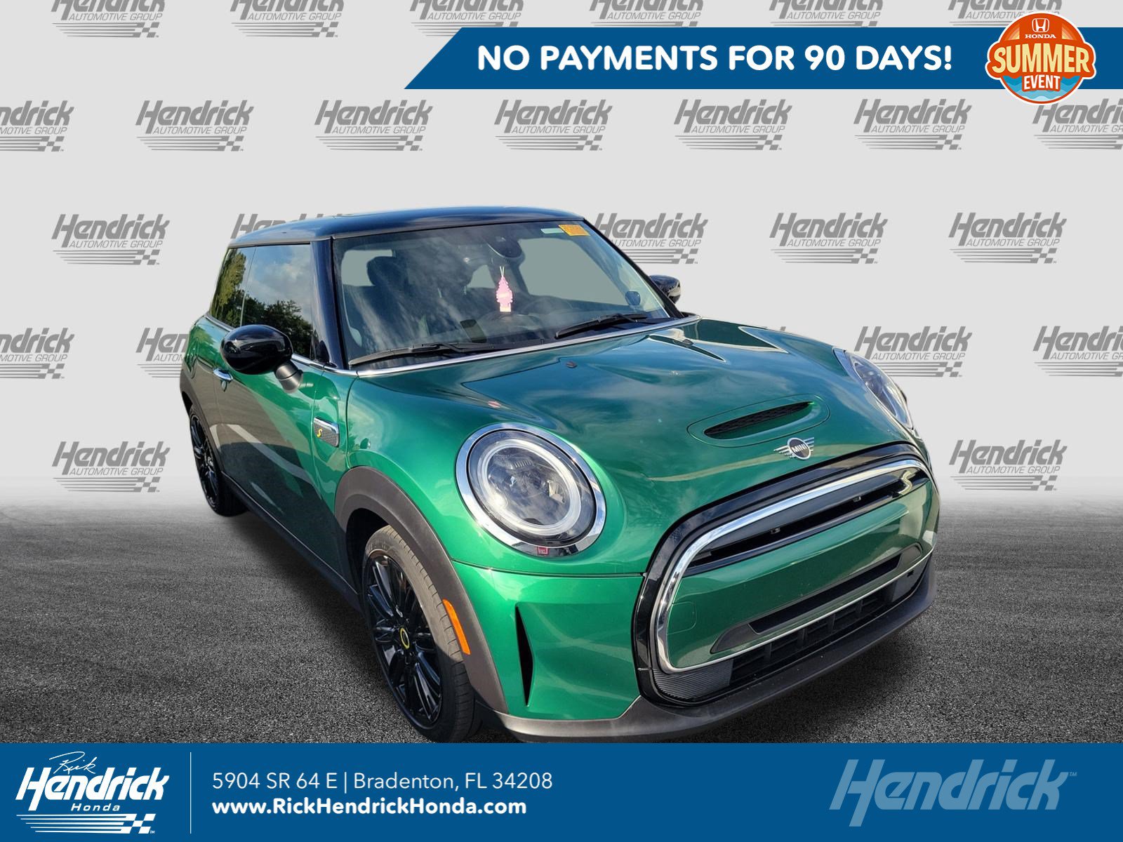 Used 2024 MINI Cooper SE FWD image 1