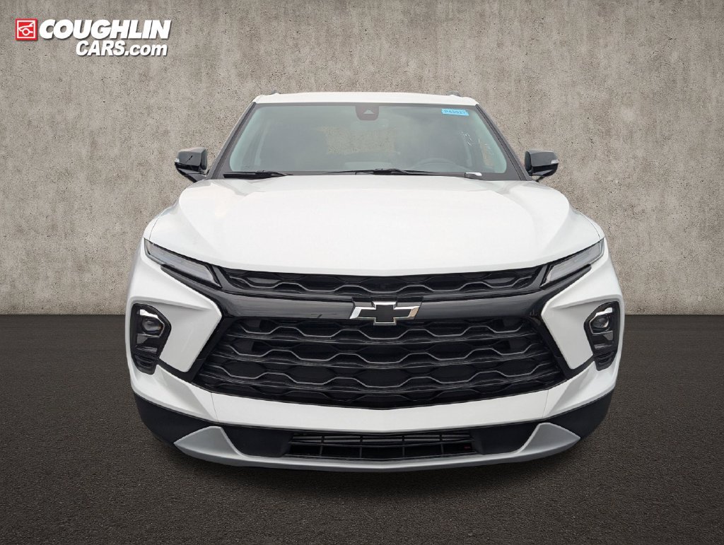 New 2026 Chevrolet Blazer LT w/ Midnight/Sport Edition AWD/4WD image 2