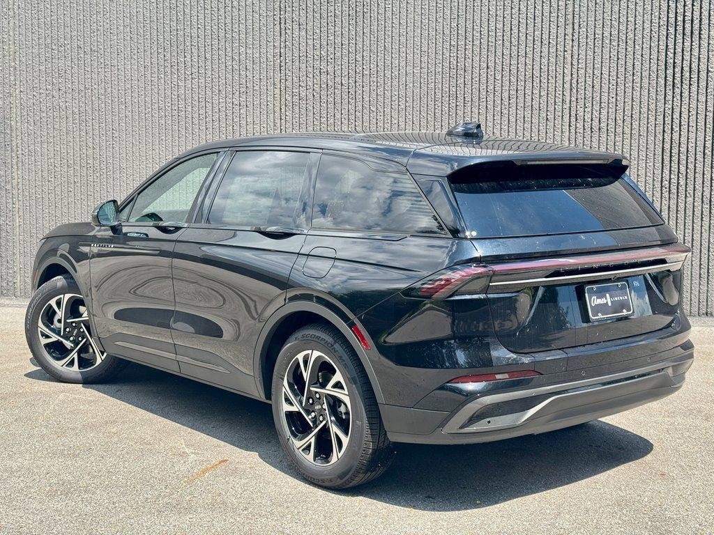 New 2025 Lincoln Nautilus Premier w/ Equipment Group 102A AWD/4WD image 4