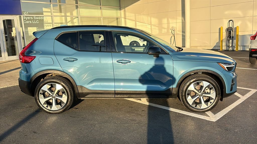 Certified 2024 Volvo XC40 B5 Core image 28